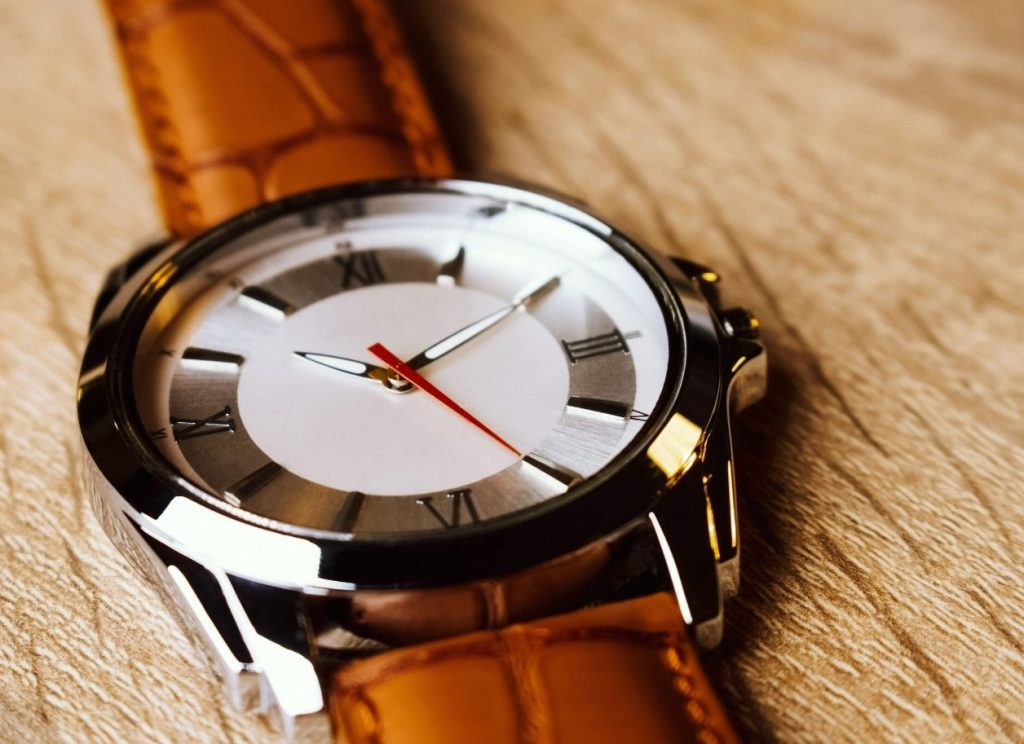 Affordable Luxury Watches: Balancing Quality and Price插图2
