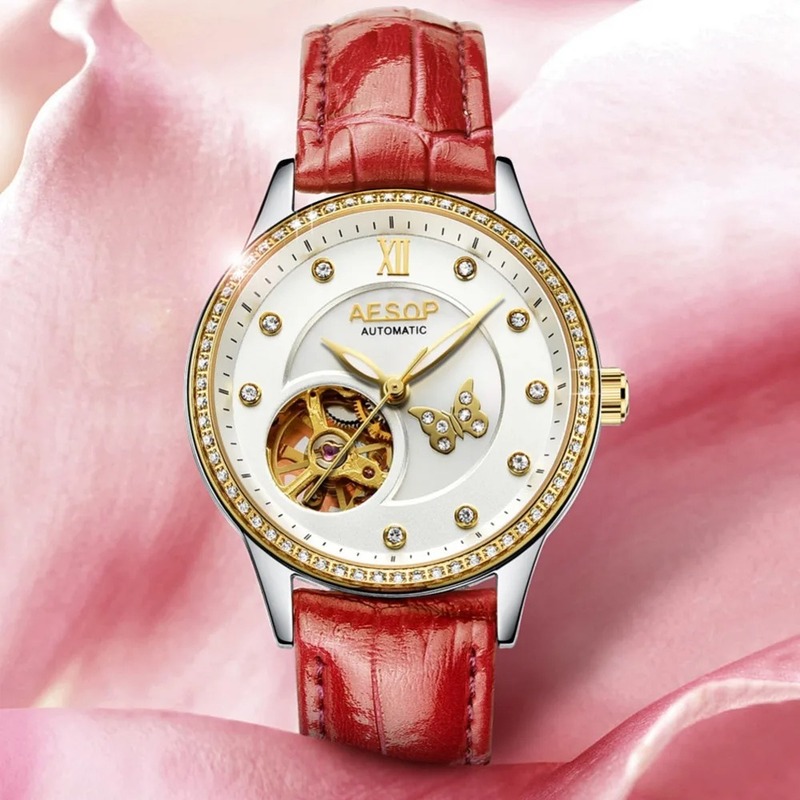 Mechanical watch for women