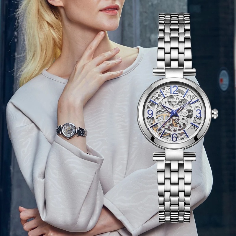 Mechanical watch for women